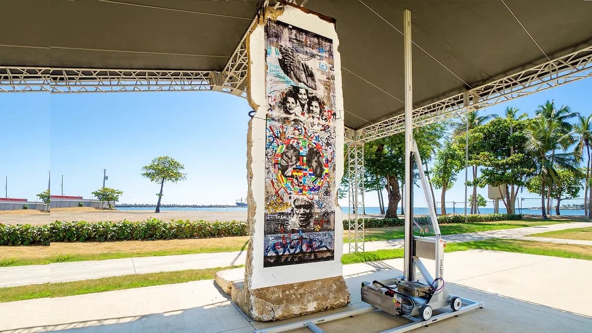 Outdoor wall printing on concrete pillar with street art design by InnoPrint KSA